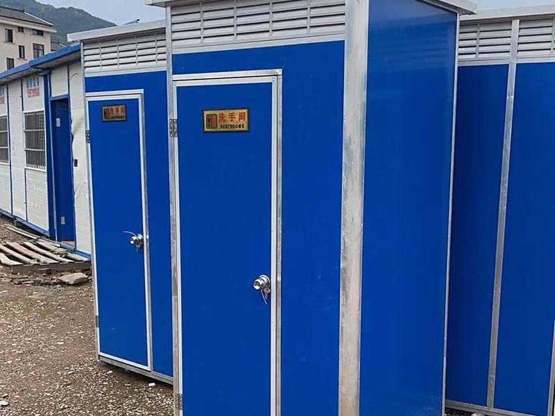 头屯河移动卫生间-15